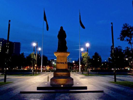 Queen Victoria Monument